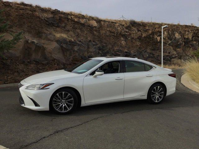 used 2019 Lexus ES 300h car, priced at $32,771