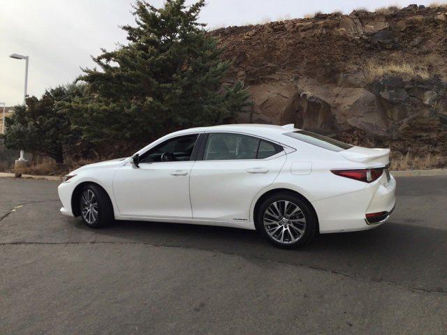 used 2019 Lexus ES 300h car, priced at $32,771