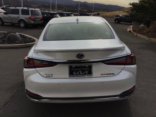 used 2019 Lexus ES 300h car, priced at $32,771