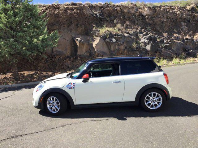 used 2014 MINI Hardtop car, priced at $8,000