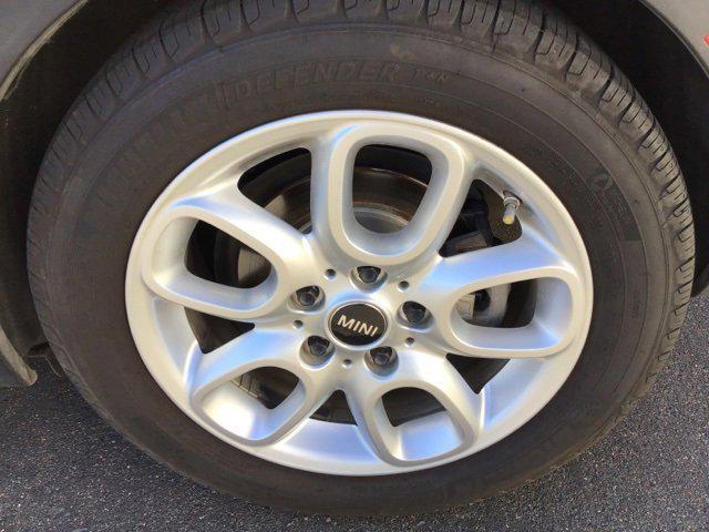 used 2014 MINI Hardtop car, priced at $8,000