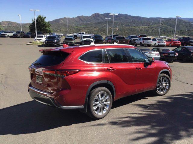 used 2023 Toyota Highlander car, priced at $46,000