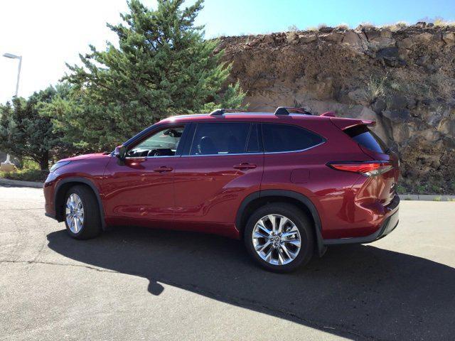 used 2023 Toyota Highlander car, priced at $46,000
