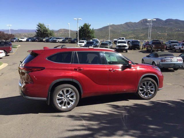 used 2023 Toyota Highlander car, priced at $46,000