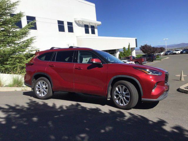 used 2023 Toyota Highlander car, priced at $46,000