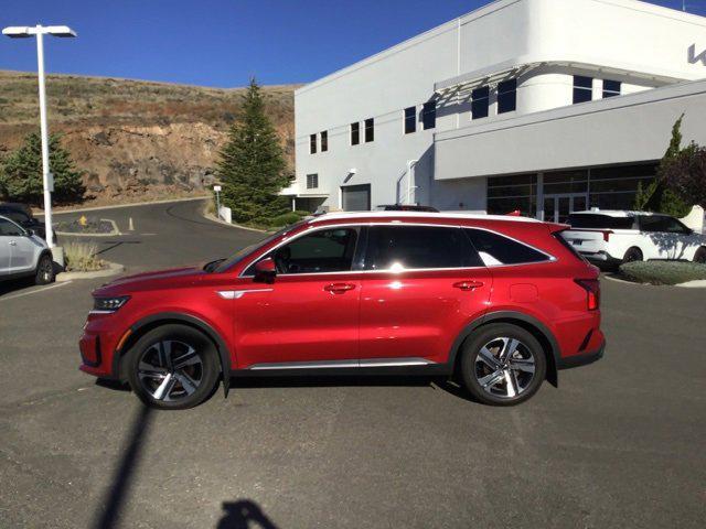 used 2023 Kia Sorento Hybrid car, priced at $34,033