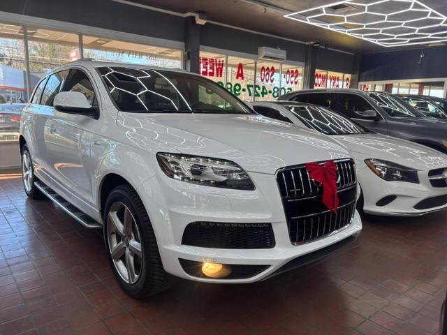 used 2011 Audi Q7 car, priced at $10,000