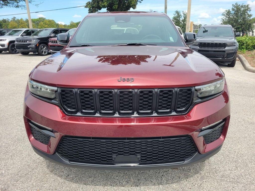 new 2025 Jeep Grand Cherokee car, priced at $41,401