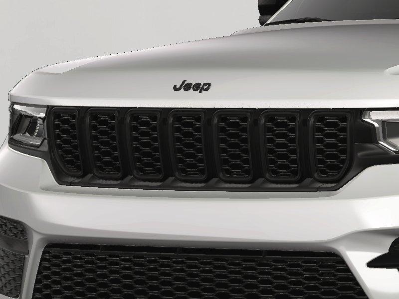 new 2025 Jeep Grand Cherokee car, priced at $40,120