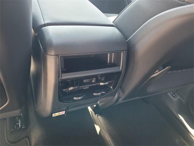 new 2025 Jeep Grand Cherokee car, priced at $40,120