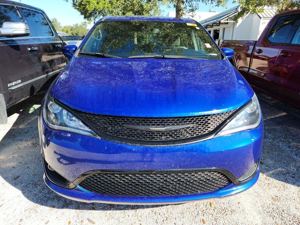 used 2020 Chrysler Pacifica car, priced at $20,000