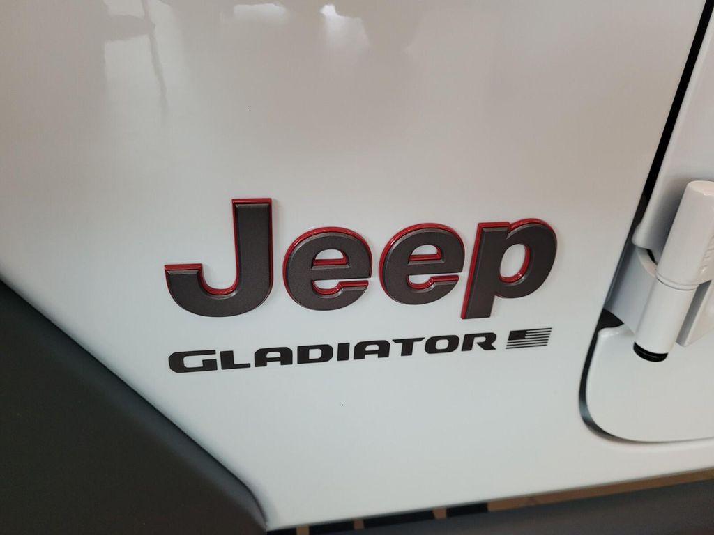 new 2025 Jeep Gladiator car, priced at $57,165