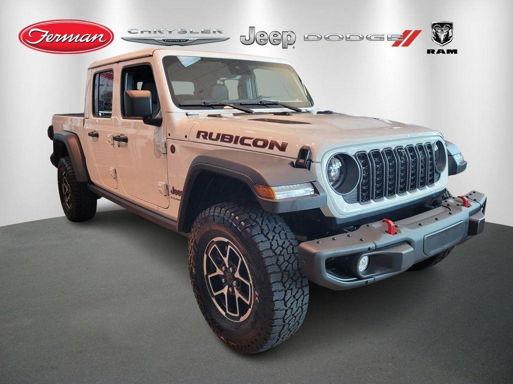 new 2025 Jeep Gladiator car, priced at $57,165