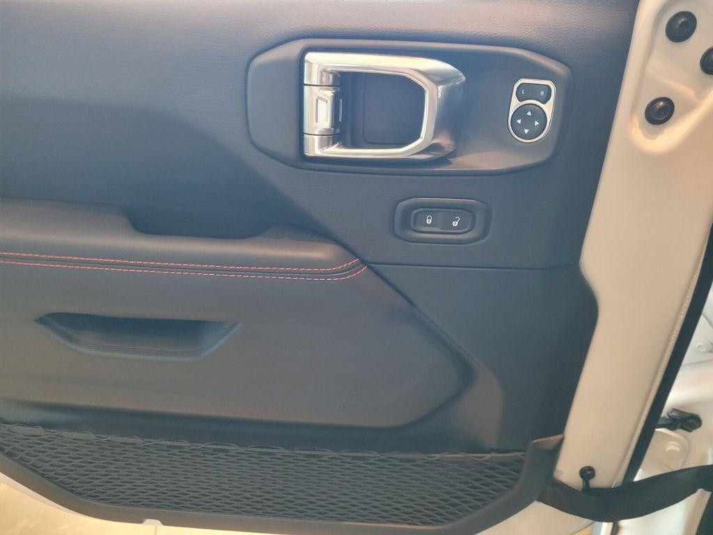 new 2025 Jeep Gladiator car, priced at $57,165