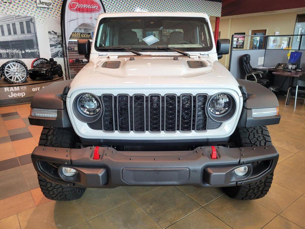 new 2025 Jeep Gladiator car, priced at $57,165