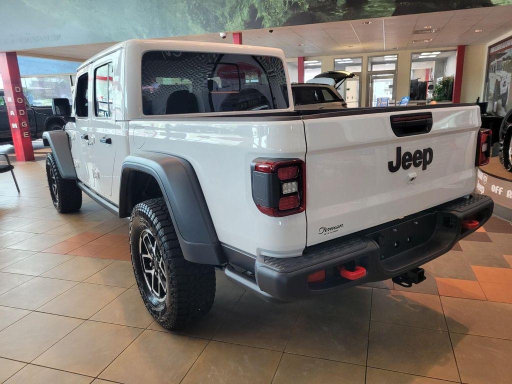 new 2025 Jeep Gladiator car, priced at $57,165