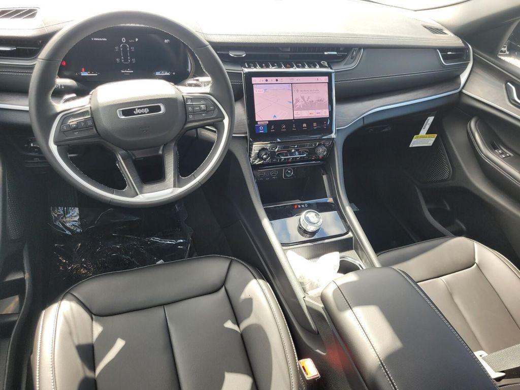 new 2025 Jeep Grand Cherokee L car, priced at $39,514