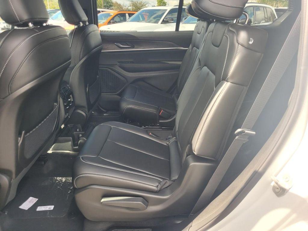 new 2025 Jeep Grand Cherokee L car, priced at $39,514