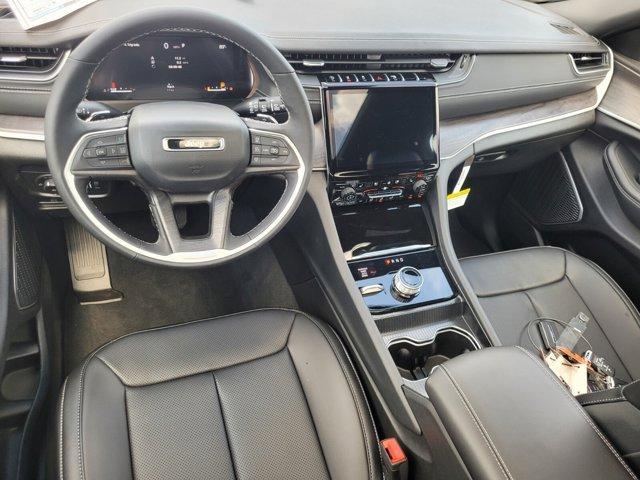 new 2025 Jeep Grand Cherokee car, priced at $46,315