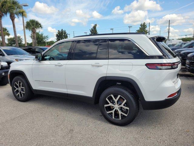 new 2025 Jeep Grand Cherokee car, priced at $46,315