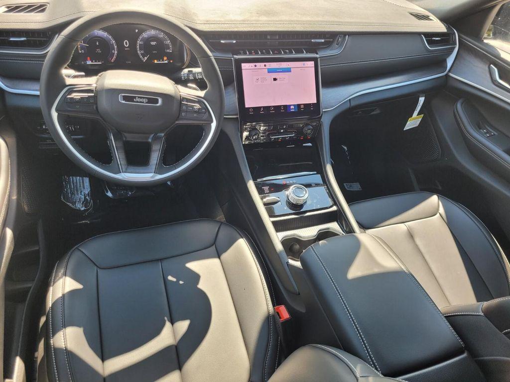 new 2025 Jeep Grand Cherokee L car, priced at $43,088