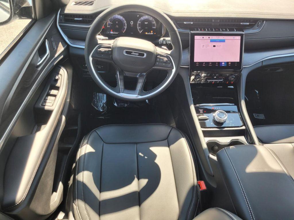 new 2025 Jeep Grand Cherokee L car, priced at $43,088