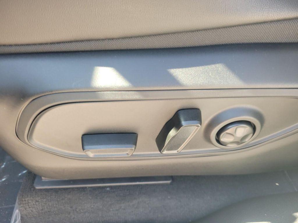 new 2025 Jeep Grand Cherokee L car, priced at $43,088