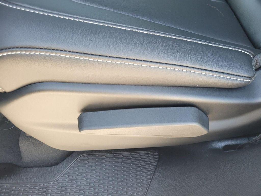 new 2025 Jeep Grand Cherokee L car, priced at $43,088