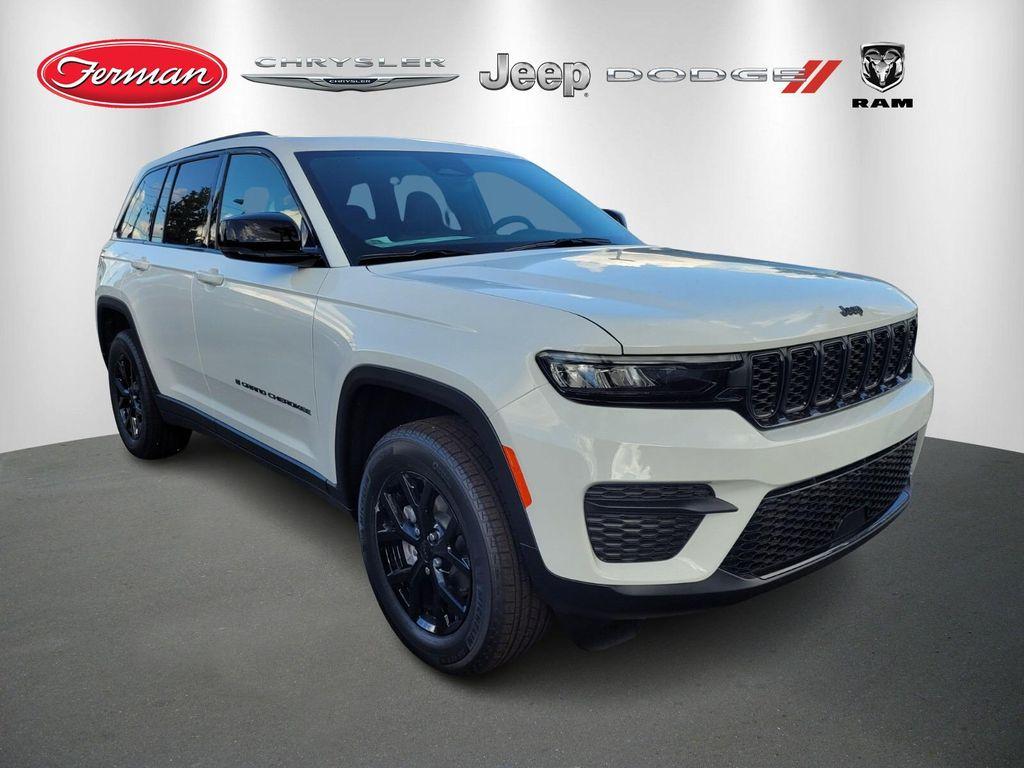 new 2025 Jeep Grand Cherokee car, priced at $41,075
