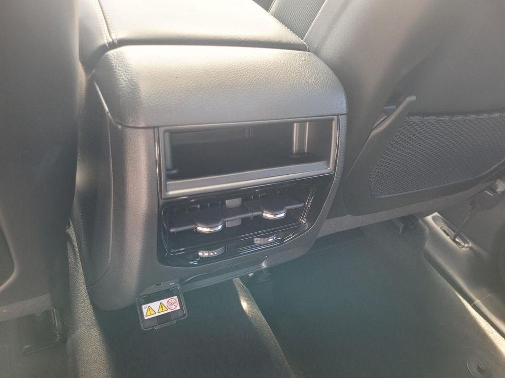 new 2025 Jeep Grand Cherokee car, priced at $40,663