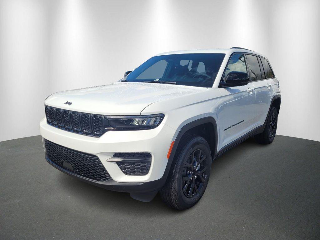 new 2025 Jeep Grand Cherokee car, priced at $40,663