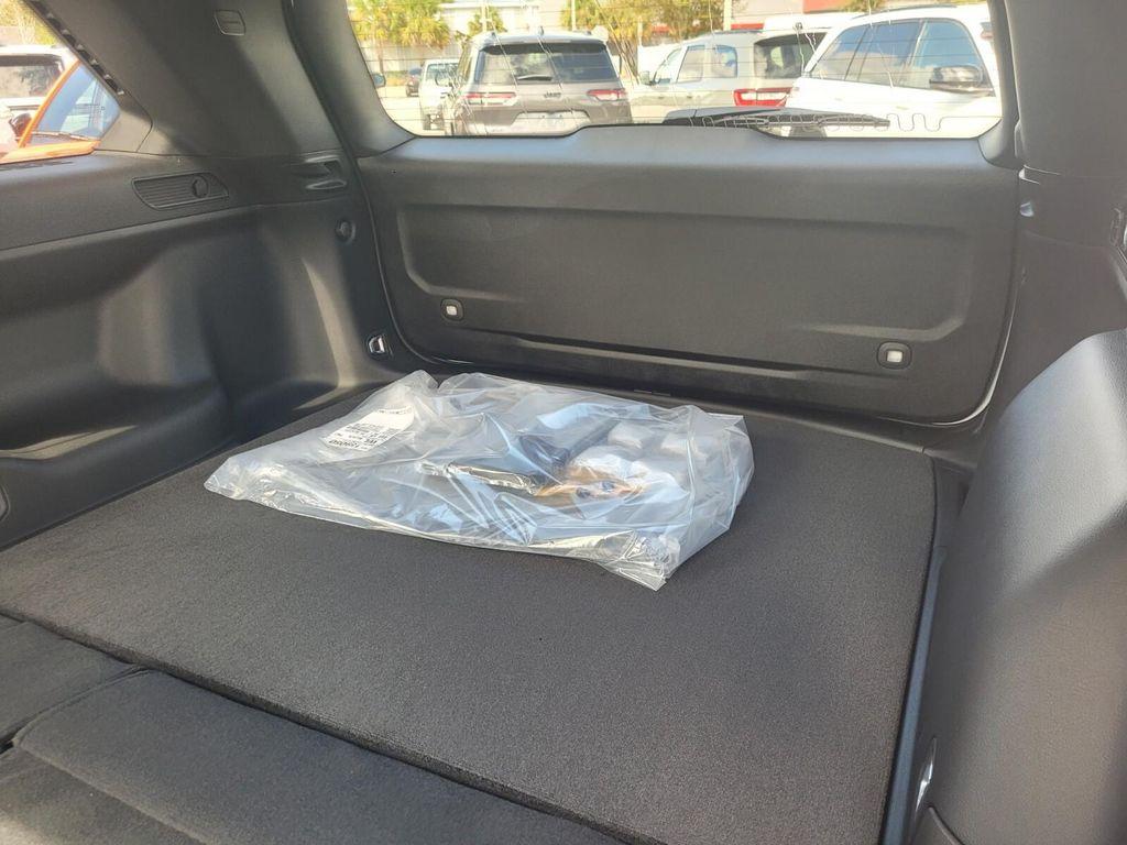 new 2025 Jeep Grand Cherokee car, priced at $40,663