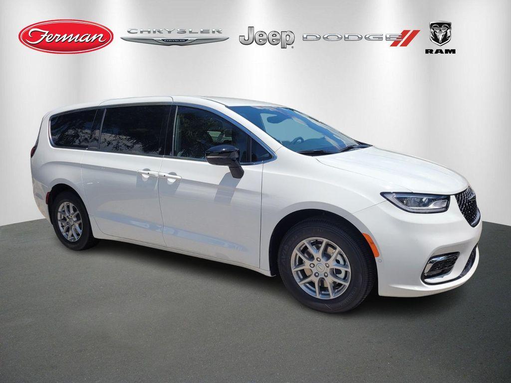 new 2025 Chrysler Pacifica car, priced at $38,543