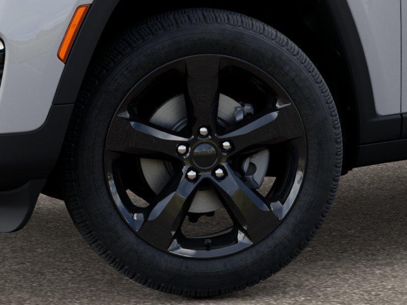 new 2025 Jeep Grand Cherokee car, priced at $43,890