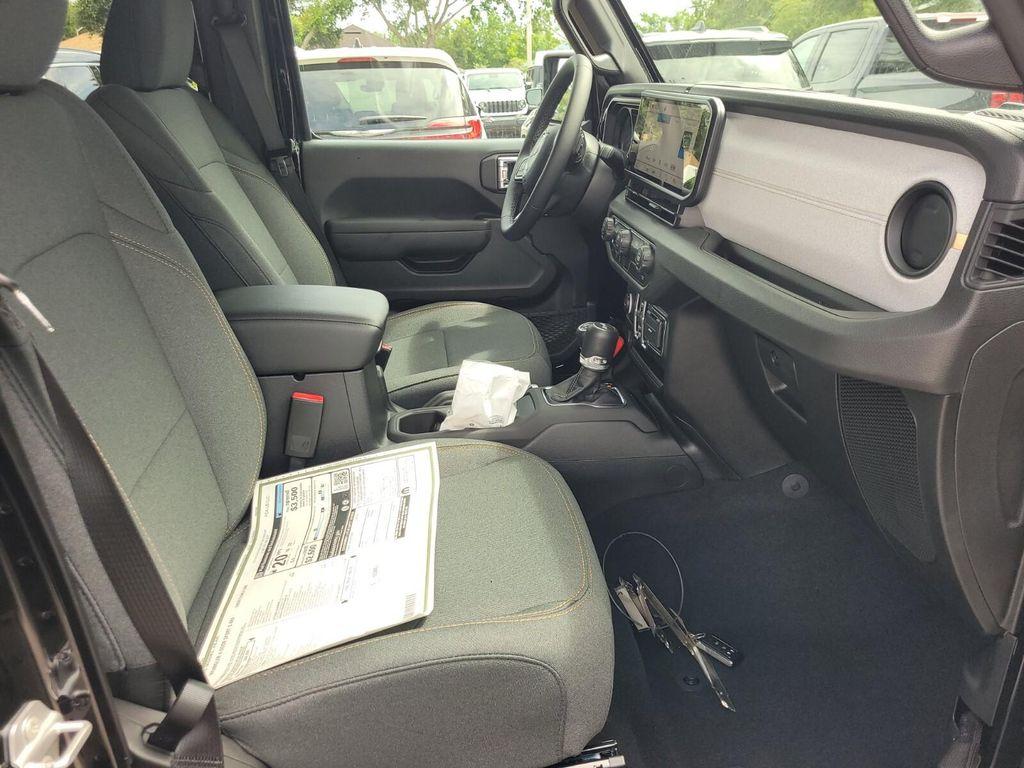 new 2025 Jeep Wrangler car, priced at $42,828