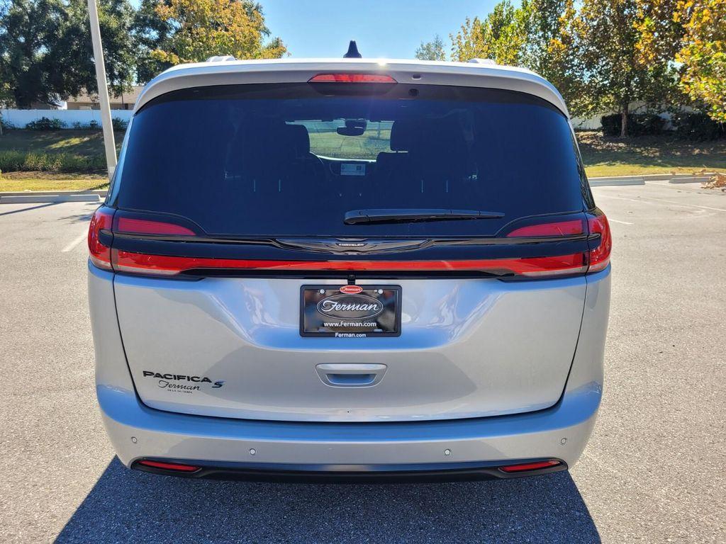 new 2026 Chrysler Pacifica car, priced at $42,417