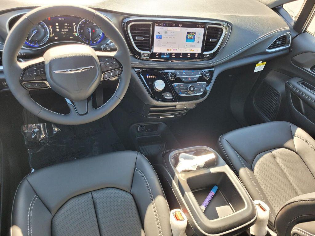 new 2026 Chrysler Pacifica car, priced at $42,417