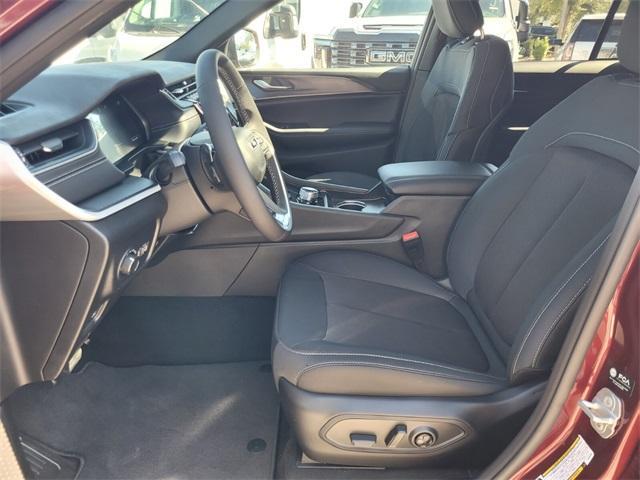 new 2025 Jeep Grand Cherokee car, priced at $36,510