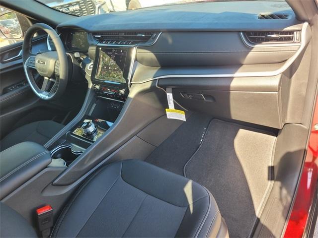 new 2025 Jeep Grand Cherokee car, priced at $36,510