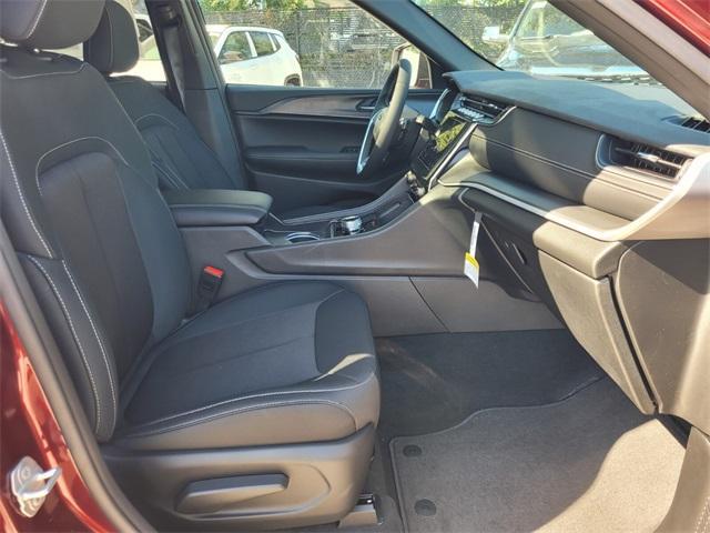 new 2025 Jeep Grand Cherokee car, priced at $36,510
