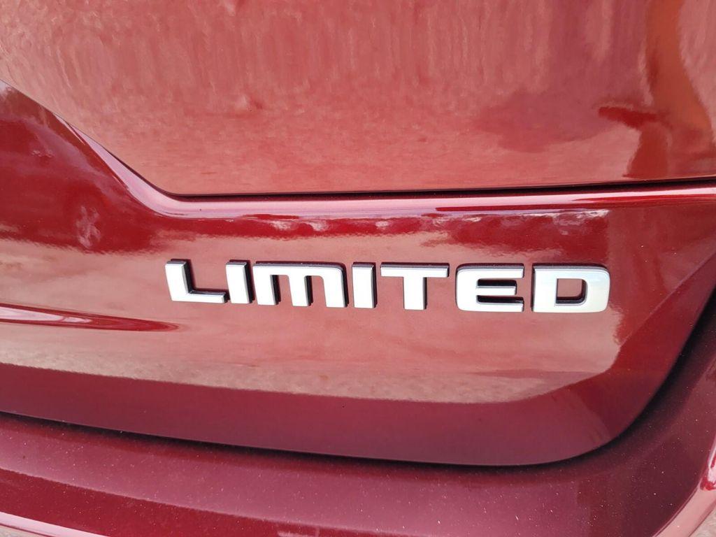 new 2025 Jeep Grand Cherokee car, priced at $41,944