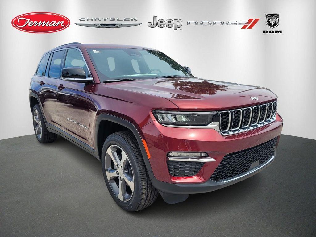 new 2025 Jeep Grand Cherokee car, priced at $41,944