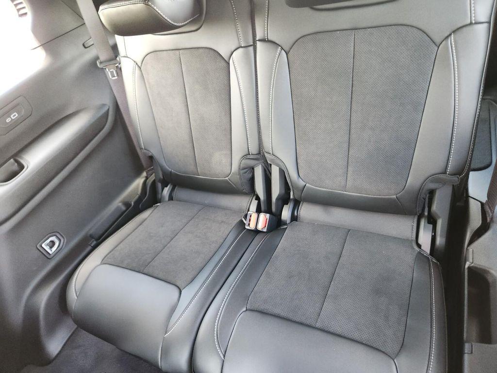 new 2025 Jeep Grand Cherokee L car, priced at $37,436