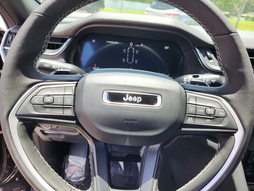 new 2025 Jeep Grand Cherokee L car, priced at $37,436