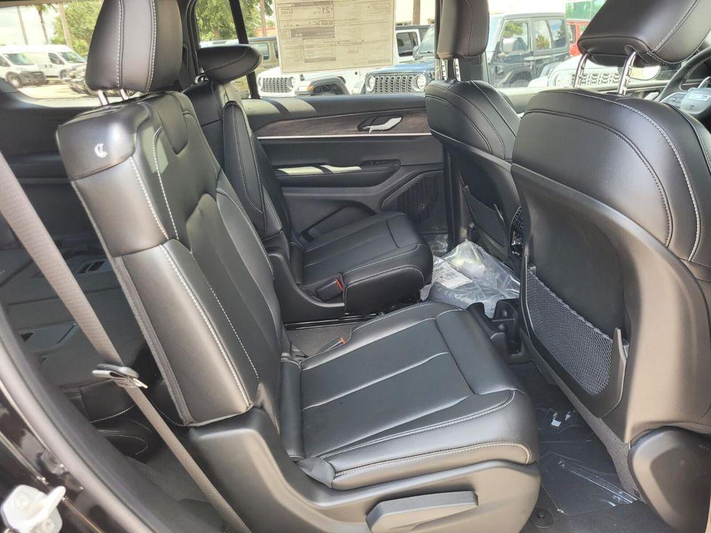 new 2025 Jeep Grand Cherokee L car, priced at $42,243