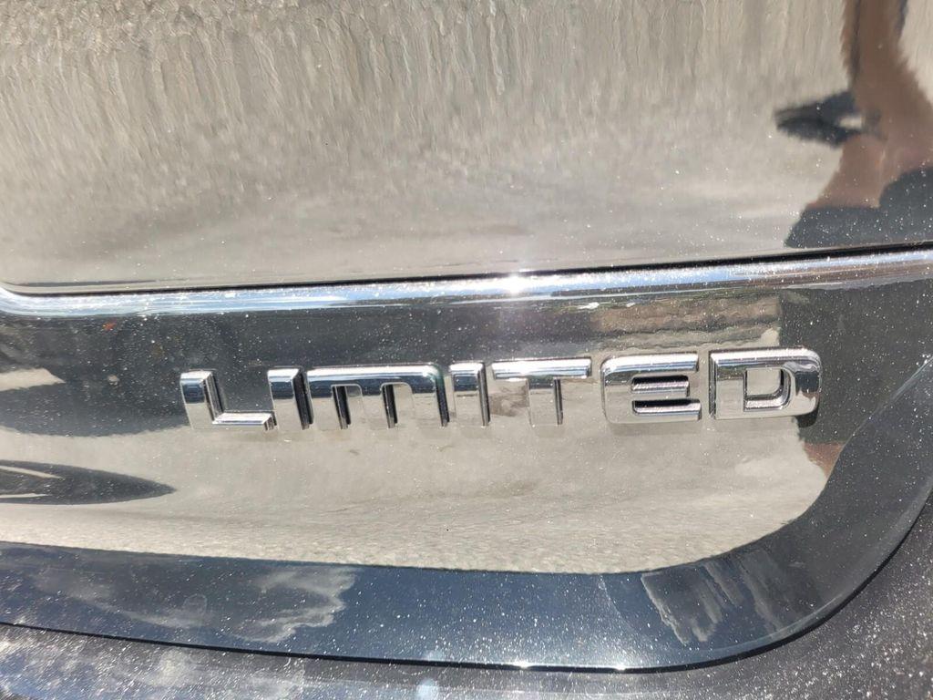 new 2025 Jeep Grand Cherokee L car, priced at $42,243