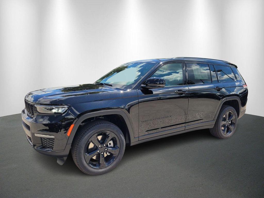 new 2025 Jeep Grand Cherokee L car, priced at $42,243