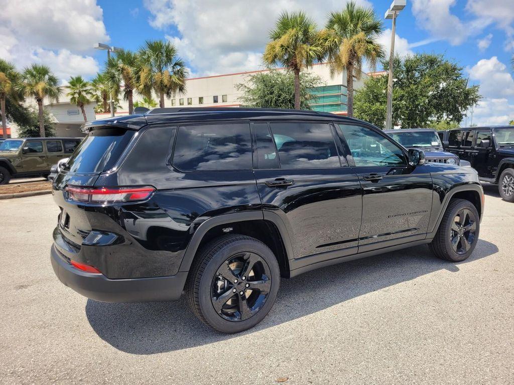 new 2025 Jeep Grand Cherokee L car, priced at $42,243