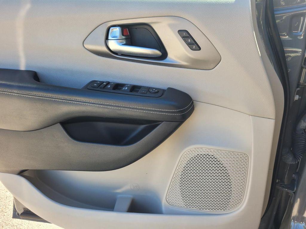 used 2022 Chrysler Pacifica car, priced at $20,995