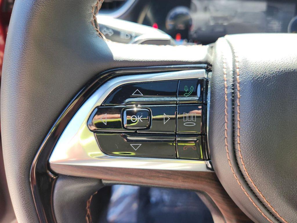 used 2022 Jeep Grand Cherokee car, priced at $36,995